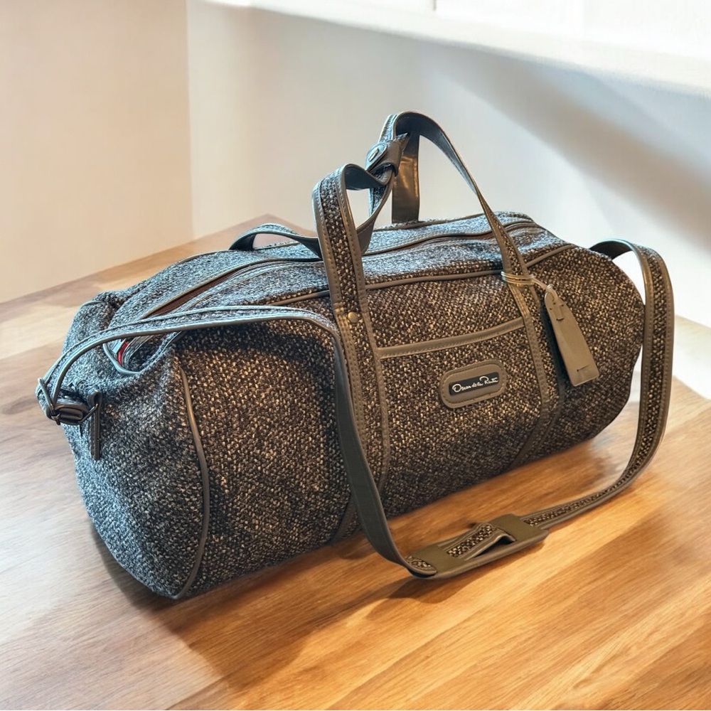 Oscar de la Renta Black & Gray Tweed 20” duffle travel bag. EUC - Picture 3 of 16